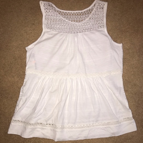 🌟NWT CROWN AND IVY TANK TOP🌟 - Picture 3 of 4